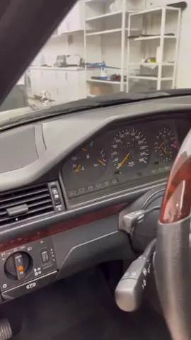 W124 Mercedes benz amg @80s 90s cars club @Mercedes-Benz @HAMZA ORAN @HAMZA ORAN @HAMZA ORAN 