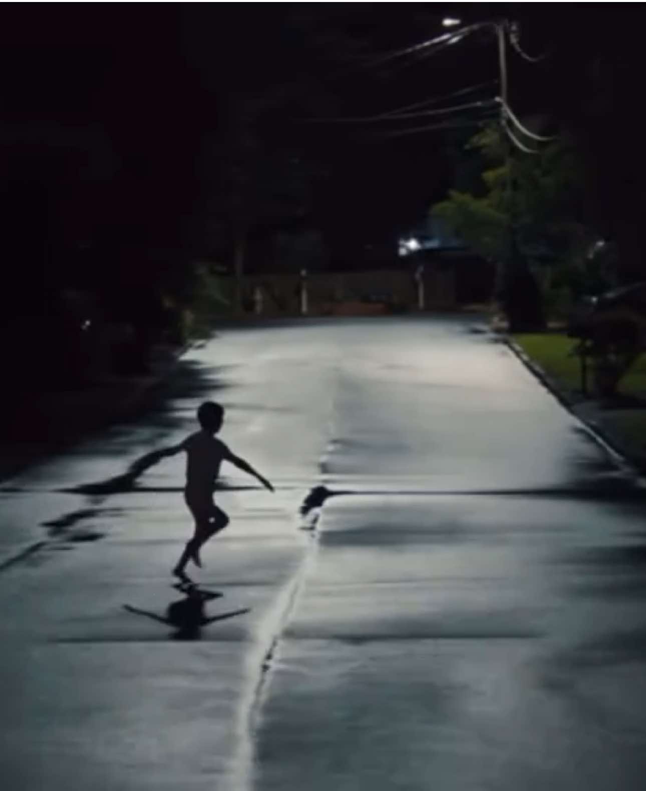 i didn't expect this movie to be so good #weapons #horrormovie #foryoupage #halloween #edit 