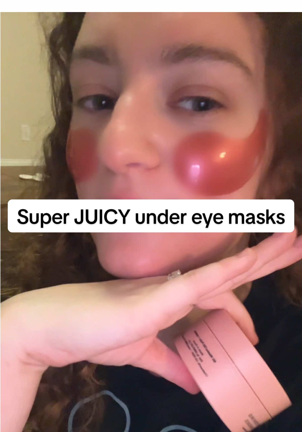 Why do these make my cheekbones POP!? Lol they make my skin so soft #undereyecare #facemask #tiktokshopcreatorpicks #tiktokshopbeauty #selfcareroutine 