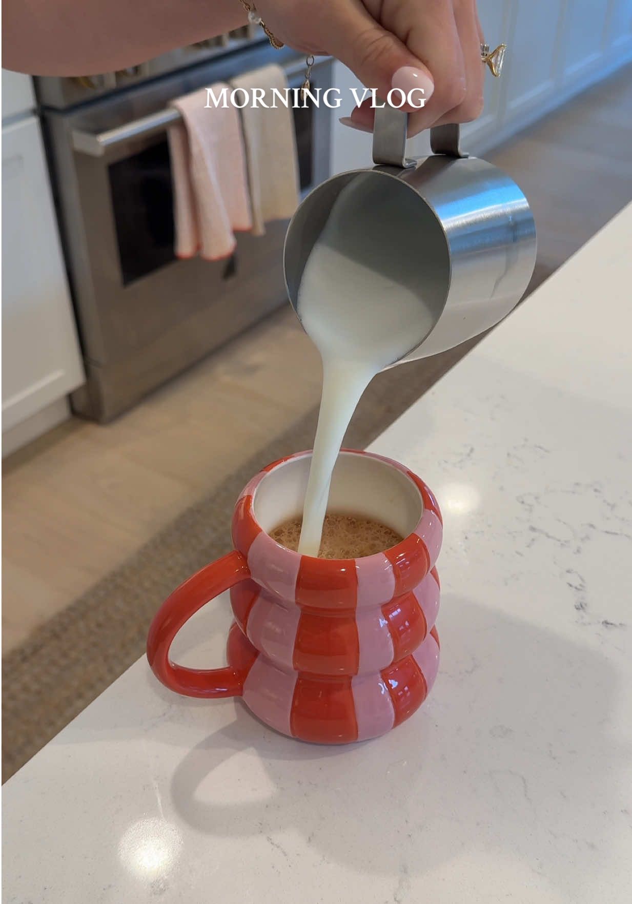 my daily routine with the fur babies🐾☕️🤍 check the 🔗 in my bio to get 50% off your first box + free shipping! #TFDPartner @The Farmer’s Dog #morningroutine #dogmom #Lifestyle #Vlog 