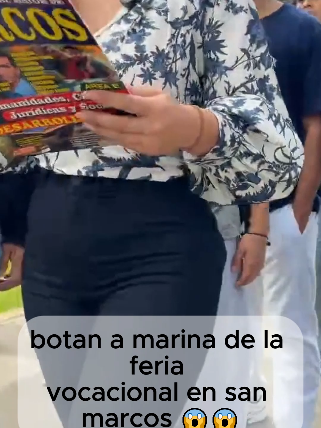 botan a marina de la feria vocacional en san marcos 😱😱#marina gold #univercidadmayordesanmarcos #paratiiiiiiiiiiiiiiiiiiiiiiiiiiiiiii