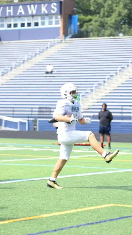 That’s a Grown Men Right Here! 😳 @landonsnyder_va  #benedictine #football #rabbitflics #fyp #videographer   