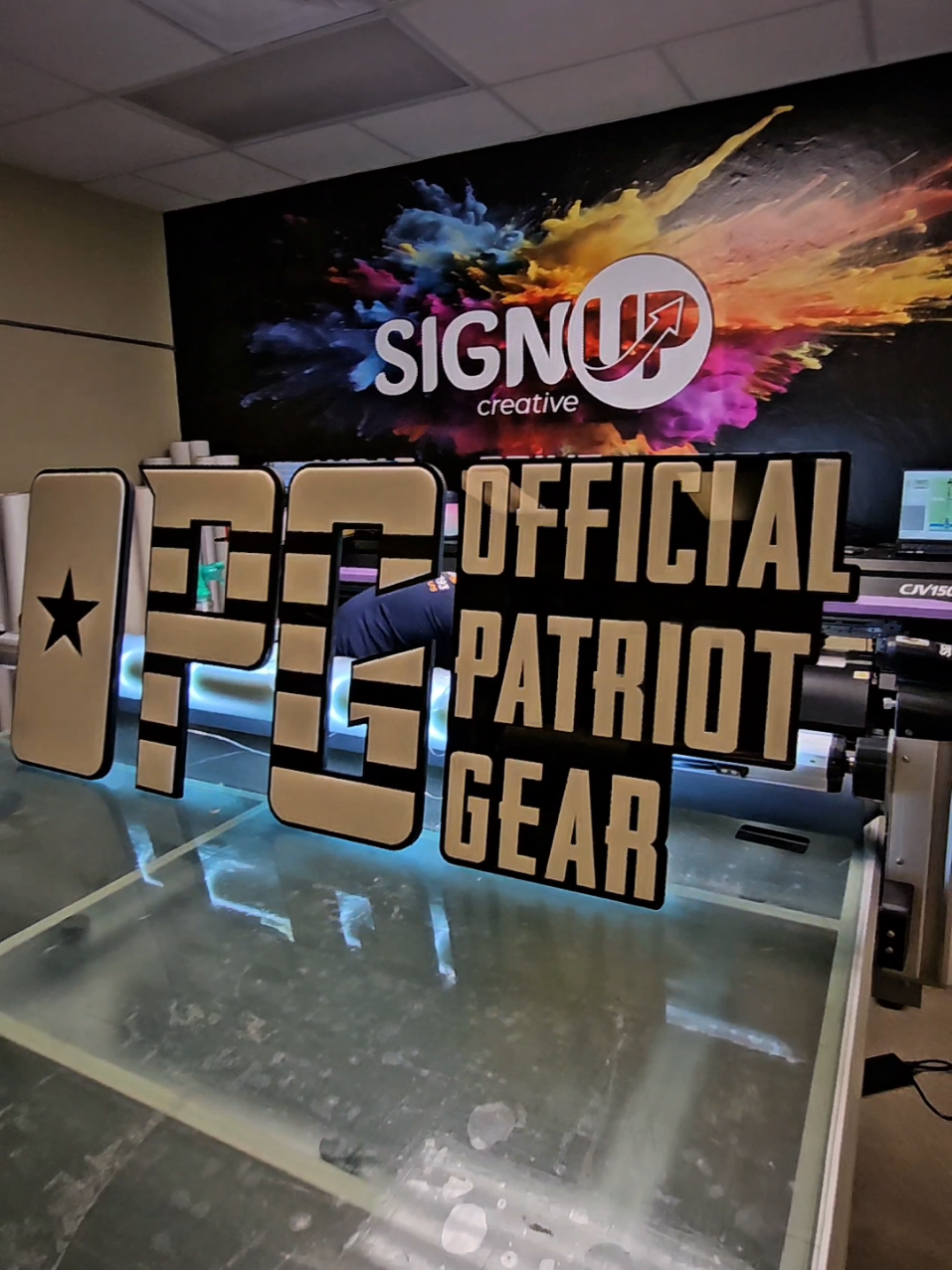 Illuminated interior signs. #design #fortmyers #business #logo 