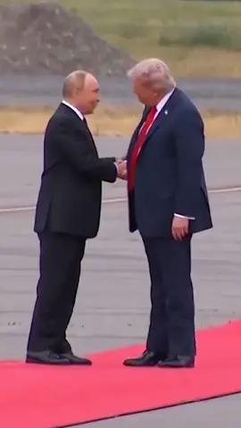Trump rolls out the red carpet for Putin