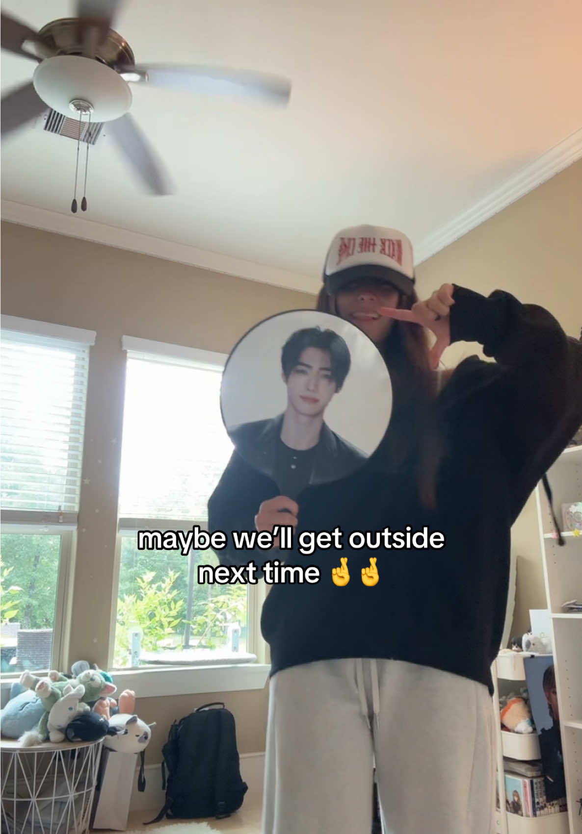 I genuinely thought when sunghoon came back out at Houston night 2 we were getting it 😭😭😭 #enhypen #engene #walktheline #WTL #EN_WORLDTOUR_WALKTHELINE #sunghoon #outside #kpop #fyp