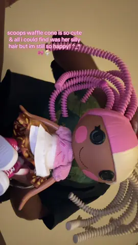 i do not know how to style the hairs  :( #asmr #tapping #lalaloopsydoll #lalaloopsy #fyp 