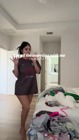 Spend the morning with me 🤍