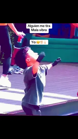 Baile para las Malas vibras 🫵🏻😌✊🏻🖕🏻🤣#fypシ゚ #paratiiiiiiiiiiiiiiiiiiiiiiiiiiiiiii #lacasadelosfamososmexico #teamabelito #fypシ゚viral🖤tiktok 