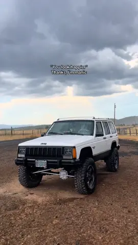 I can’t help it. #xj #jeep #jeepcherokee #xjjeepcherokee 