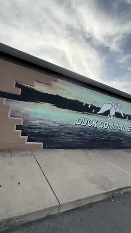“Phil Robertson giving his life to Jesus ultimately affected my life.” In this behind-the-scenes tour of Duck Commander, Rucker shares why THE BLIND isn’t just another film — it’s part of his story. too. THE BLIND is back in theaters August 31-September 4! Grab your tickets at fathomentertainment.com @officalduckcommander @bryanrucker52 @fathomentertainment #theblindmovie #iamsecond #duckcommander #faithfilm #philrobertsonstory 