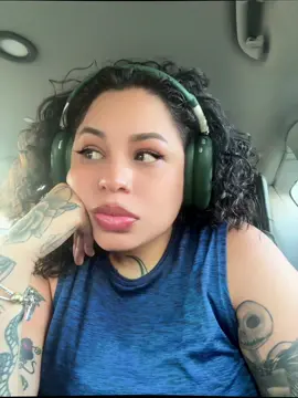 It’s my adhd I promise lmao  #adhdtiktok #fypシ #creatorsearchinsights 
