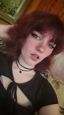 redyed my hair, its ass ik, it looks better in the sun💔 #alt #foryou #foryoupage #hairdye #makeup 