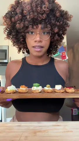 Honey, wake up! we’re doing six nuggets six different ways! 🤠 #munchies #eatingshow #FoodTok 