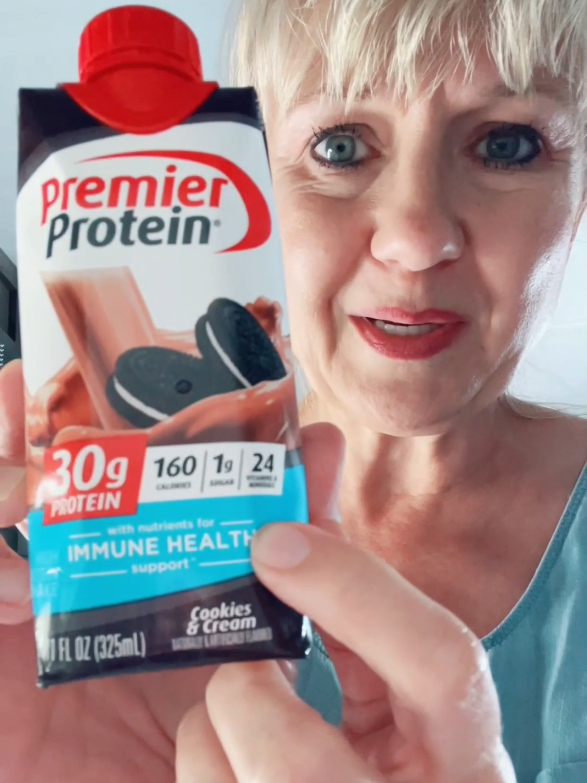 Craving cookies & cream but trying to stay healthy? 🍪🥤 This Premier Protein Shake is sweet, creamy, and loaded with 30g protein — with only 1g sugar. Guilt-free dessert in a bottle 😋💪 #PremierProtein #ProteinShake #HealthySnack #CookiesAndCream #ProteinPacked 