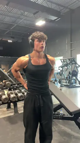 made it to orlando #bodybuilding #gym #aesthetics #shredded #fyp 