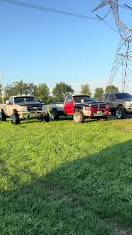 Da rigs 😤 @026D_Garage @Dalton Fisher #trucks #ford #chevy #dodge #wides 