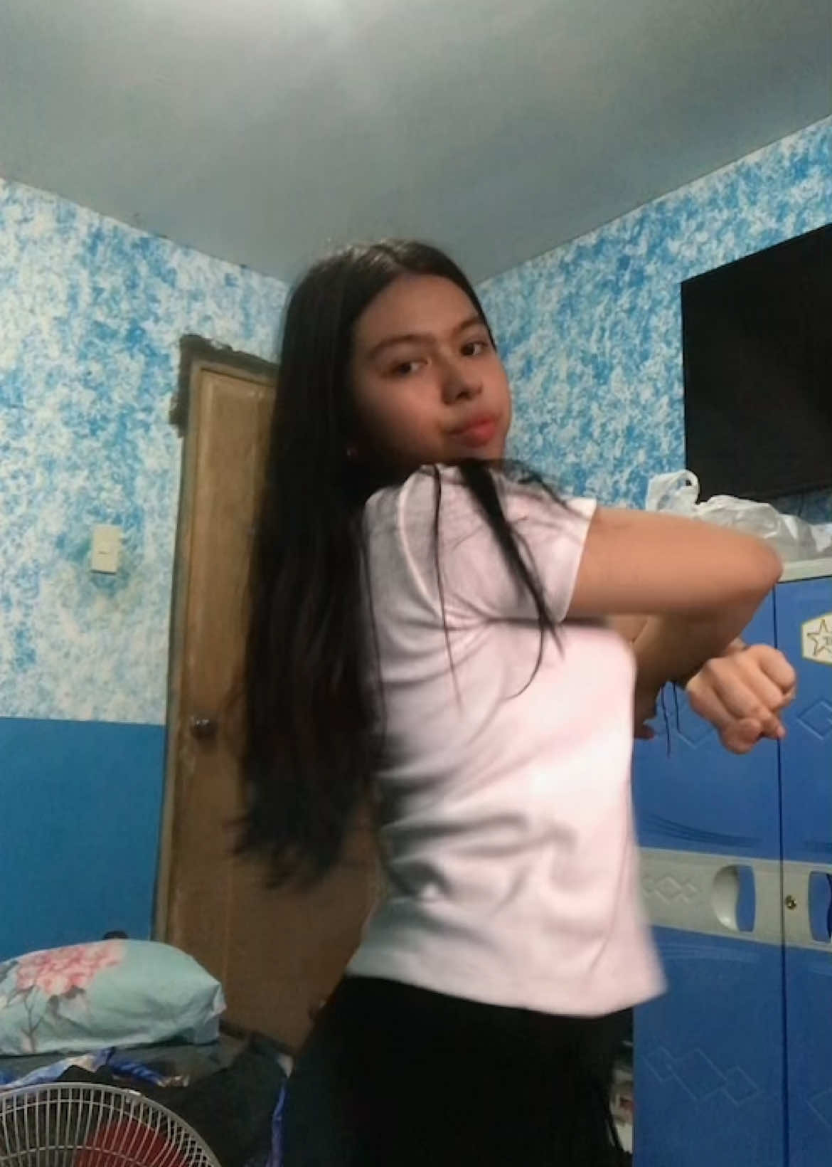 #tiktok #dance #trend #fyp #gfnimingyu 