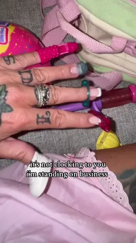 so serious 💅🏼 #nails #standingonbusiness #fua #sunsetnailbar #fyp 