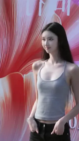 #Xuanxuan #puregoddess #goodfiguregoodtemperament #longlegsslimwaist 