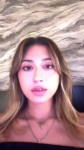 🚯