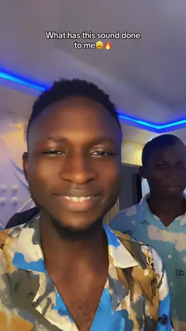 Y’all should join us😂… I pray we don’t abuse this sound by Min. @bidemiolaoba 🥹. Personally I’m addicted😩✅ Pappi should just help our life with it already🤲🏾#sebebe @Oluwasegunfunmi @JoeStringz @Segun_Bata 👑 @Official_Samkeyz 🎹 @Iyanu Fabusiwa 