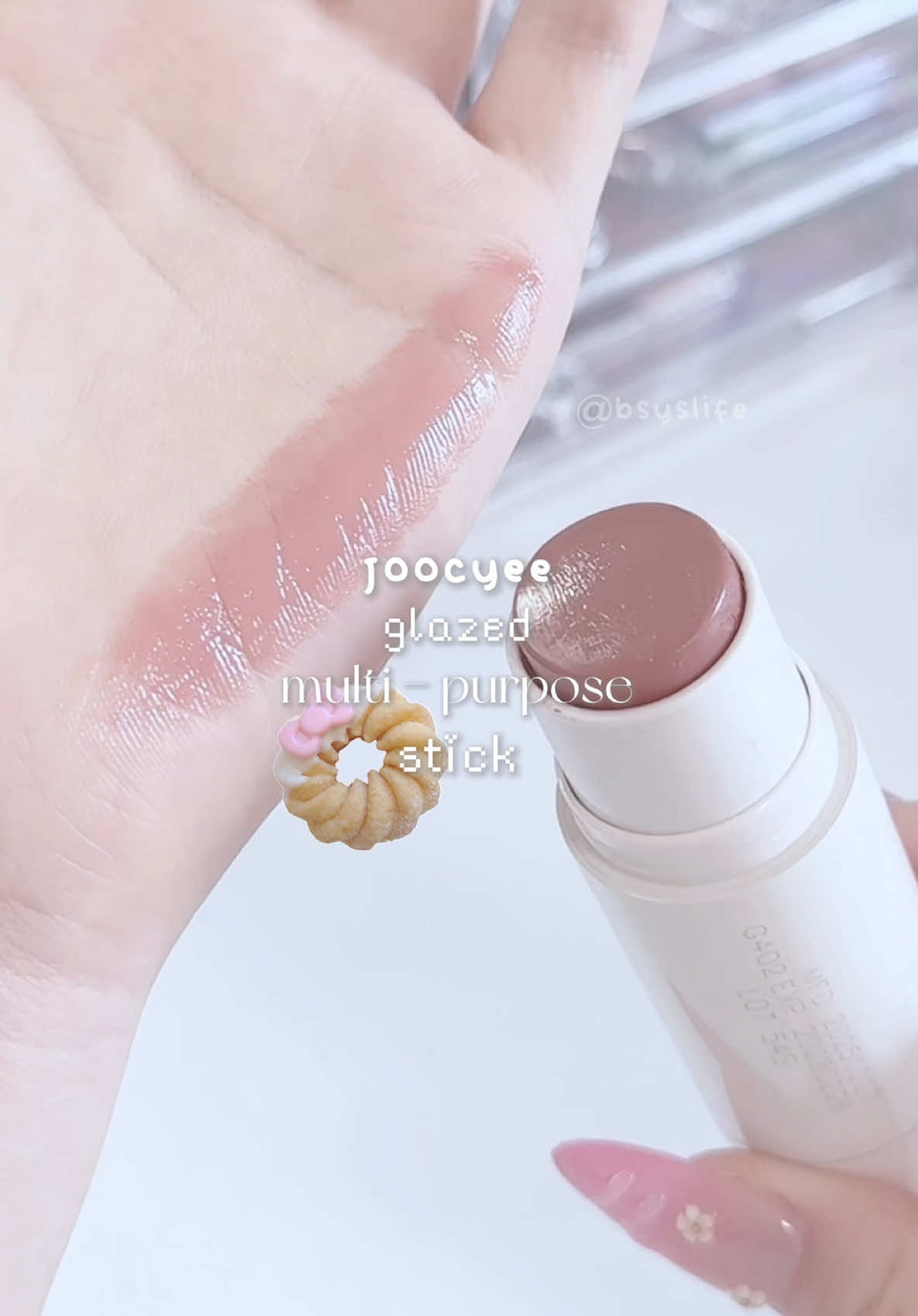 JOOCYEE glazed multi-purpose stick G402 Wheat Nude review! 😚 | @JOOCYEE US @JOOCYEE OFFICIAL @JOOCYEE_Beauty @Joocyee_global  #fyp #makeup #blush #joocyee #cbeauty 