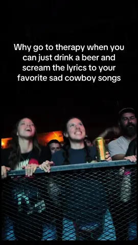 It’s def cheaper (but honestly prolly worse for your mental health)  #therapy #sadcowboy #gunge #countrymusic #cowgirl 