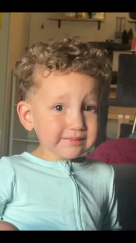 Why are toddlers so STUBBORN🤣🤣 suffering for what??😭 #toddlersoftiktok #fyp #fyppppppppppppppppppppppp #ramen #spicy 