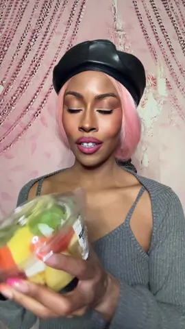 Come eat with me : Trying something new from @Publix using @Harmless Harvest to wash it down too 😋💕 #publix #fruit #harmlessharvest #Foodie #friday 