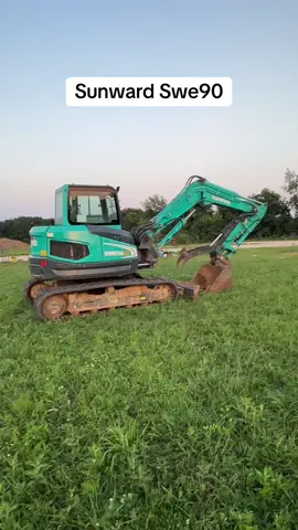 1300+ hours so far#heavyequipment #bluecollar #excavation #excavator #dirtwork #operator 