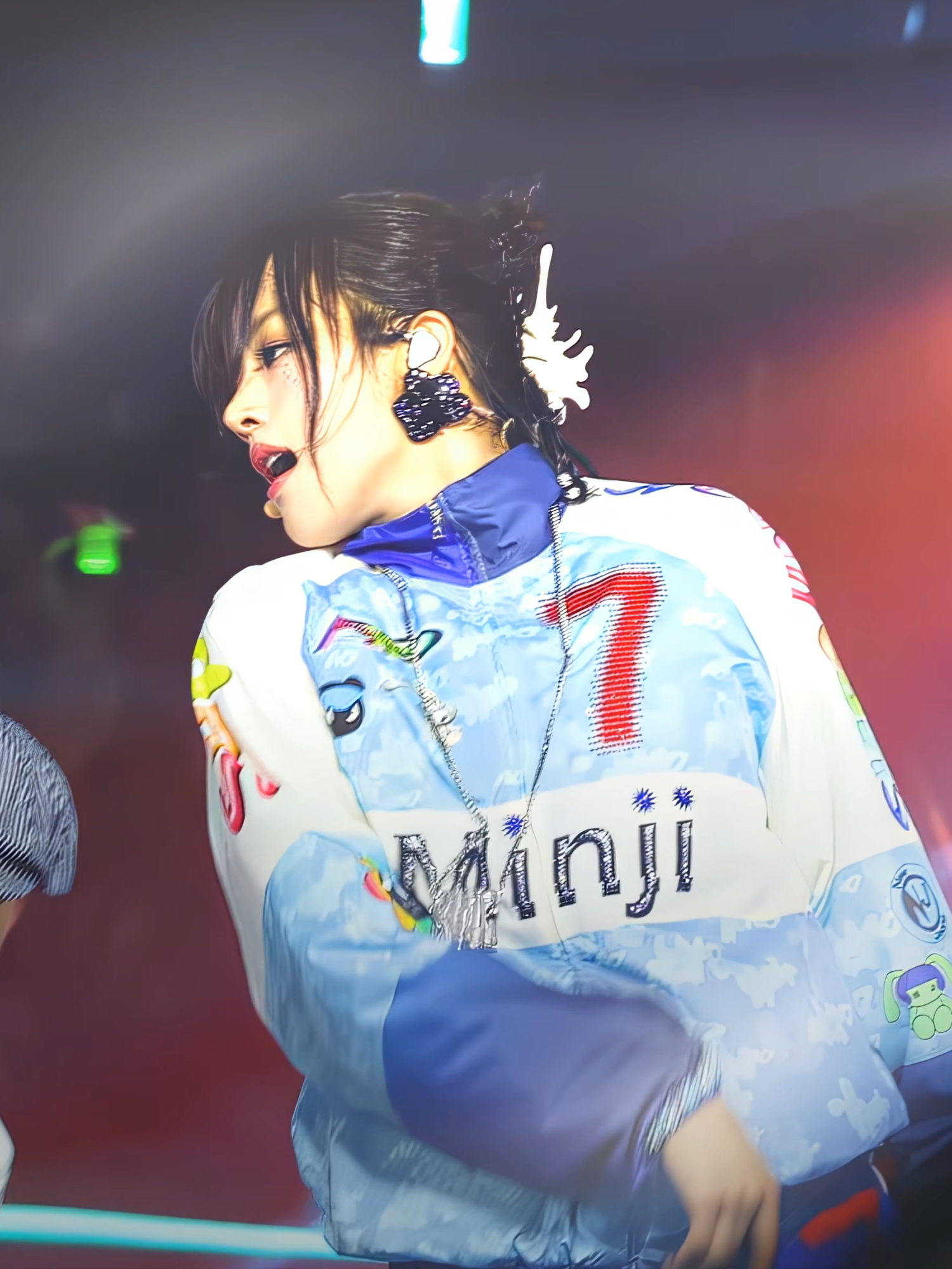 i just want to say...... TYSM FOR 18,7K FOLLOWERS GUYS💖 #minji#kimminji#njz#newjeans #kpop#kpopedit#fyp#viral #jangmisq#cloversq#aftereffects
