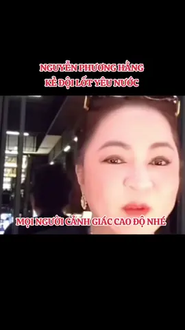 Nguyễn Phương Hằng - Một kẻ phản động đội lốt một người yêu nước 😡! ------------ Cách nhìn nhận chung về những kẻ phản động đội lốt một người yêu nước:            Họ khoác lên mình tấm áo cờ đỏ, tay ôm ngực hô vang hai chữ “yêu nước” như thể mình là người giữ chìa khóa vận mệnh dân tộc.          Nhưng khi mở tấm áo ấy ra, bên trong chỉ toàn là túi tiền, danh vọng và những toan tính cá nhân. Họ gào lên về công lý, nhưng lại dẫm đạp lên sự thật. Họ nhân danh nhân dân, nhưng chỉ dùng dân làm bậc thang để leo lên ngai tự tôn. Họ biến những câu chuyện thiêng liêng thành trò hề để câu kéo đám đông, biến lòng yêu nước thành một thứ chiêu bài rẻ tiền để che đi bàn tay đang lục lọi lợi ích. Với họ, tổ quốc chỉ là cái phông nền - càng rách rưới, họ càng dễ đứng trước để đóng vai cứu tinh.        “Kẻ đội lốt yêu nước” thường chỉ những người tự xưng, thể hiện hoặc tạo hình ảnh là yêu nước, nhưng thực chất hành vi và mục đích lại vì lợi ích cá nhân hoặc nhóm, thậm chí gây hại cho cộng đồng, xã hội, hoặc đi ngược lợi ích quốc gia. Chúng ta chỉ cần quan sát thì rất dễ nhận thấy của kiểu người này là: 	• Nói nhiều, làm ít – giỏi dùng khẩu hiệu, nhưng khi cần hành động thực tế thì lại né tránh. 	• Lợi dụng cảm xúc cộng đồng – khơi gợi sự phẫn nộ hoặc lòng tự hào dân tộc để thu hút sự chú ý, từ đó phục vụ lợi ích riêng (danh tiếng, tiền bạc, quyền lực). 	• Bóp méo sự thật – cố tình đưa thông tin sai lệch hoặc một phần sự thật để định hướng dư luận theo ý mình. 	• Tấn công cá nhân khác – gắn mác “phản bội” hoặc “bán nước” cho bất kỳ ai không đồng quan điểm.         Lịch sử và hiện tại đều có những trường hợp như vậy - và đôi khi họ gây ra hậu quả nghiêm trọng hơn cả kẻ thù bên ngoài, vì lòng tin bị phản bội từ bên trong luôn để lại vết thương sâu nhất. Nguyễn Phương Hằng - một kẻ ngông cuồng trên mạng xã hội, từng bị ngồi tò vì vi phạm pháp luật nay đã trốn ra nước ngoài và tích cực lên mạng chống phá Đảng, chống phá Nhà nước!      Mong mọi người cảnh giác cao độ và tích cực đấu t