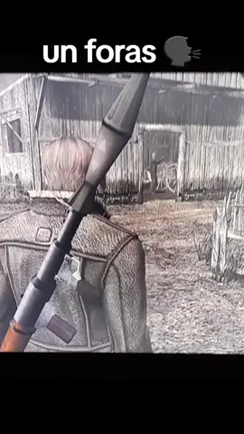 leon kennedy haciendo de las suyas en españa #fyp #residentevil #residentevil4 #leonkennedy #humor 