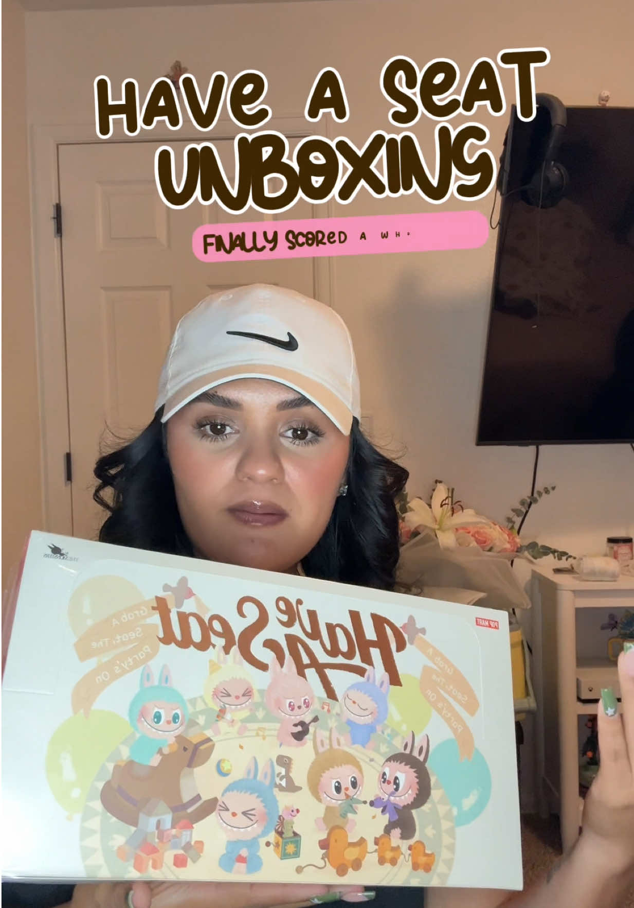 I just want one secret #popmart #haveaseat #labubu #unboxing #labubuhaveaseat 