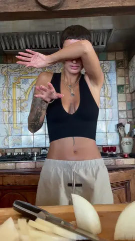 This is why my food tastes so good 🤣🤣🤣🤣🤣🧅