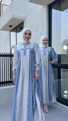 Yang nungguin Dress Hilya yang super cantik ini, join live minda khusus hari ini jam 09.00 pagi 😍