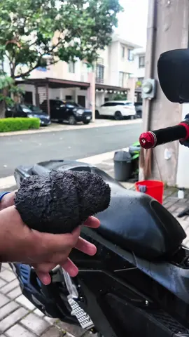 Eto na talaga ung pinakamagandang microfiber towel na nakita ko, maski ako na-amaze dito kasi ang bilis makatuyo ng mga basa, isang punas lang tuyo na lahat! #microfiber #microfibertowel #towel #carwash #towels 
