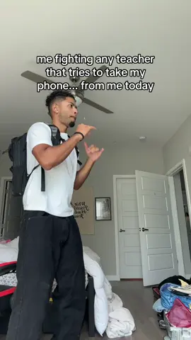 We’re throwing hands #tiktok #relatable #viralvideo 