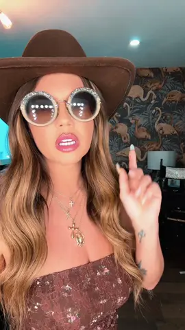 I do my best, ok? 😂 #fyp #foryou #chanelwestcoast #funny #voiceover 