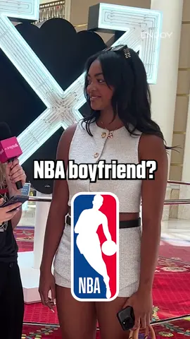 Kristin was TOO quick with it 👏 She knows her man!!! @kristinlucas @isomaddy #NBA #nbatrivia #couplegoals #texas 
