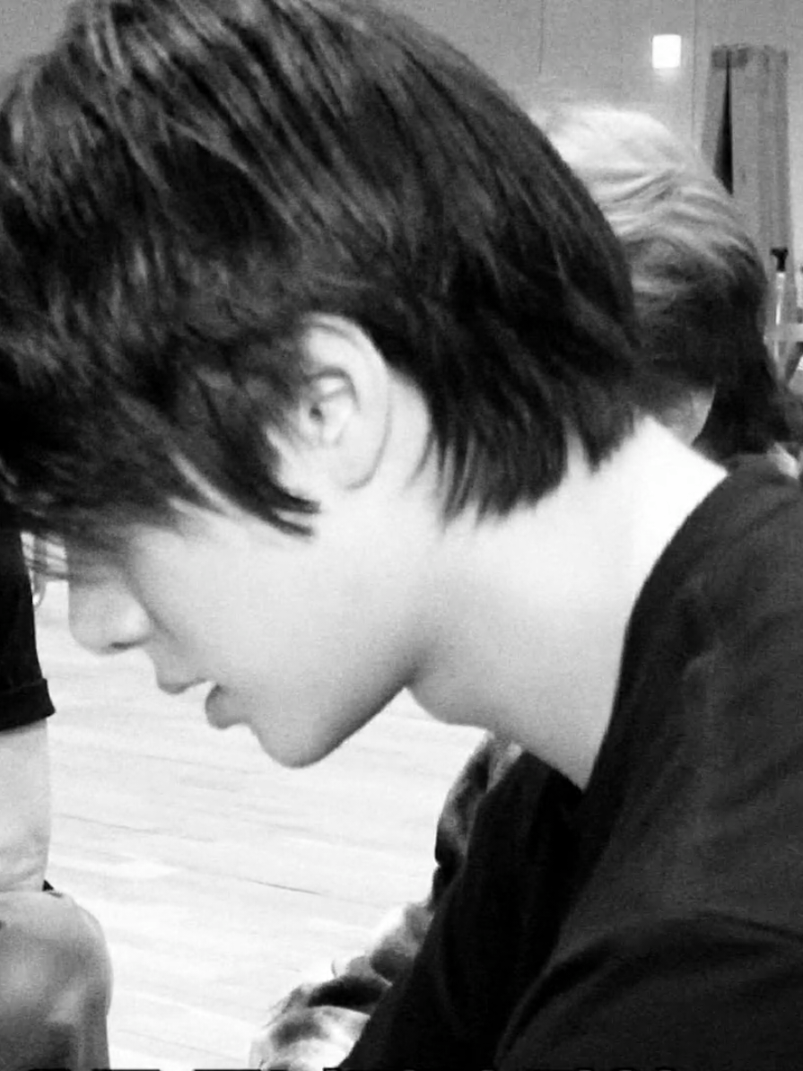 diantara kau dana 🤑 #beomgyu #beomgyuedit #choibeomgyu #tomorrow_x_together #txtedits 