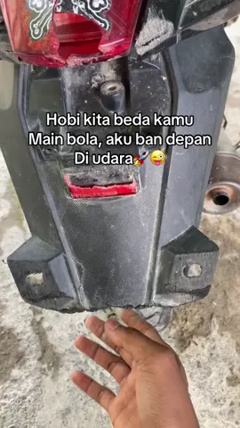 Beda yah ges ya🚀😜☝️⚡️#justkonten #4upage #tiktoktl🇹🇱 #lewatberandafyp #timorleste🇹🇱❤foryoupage 