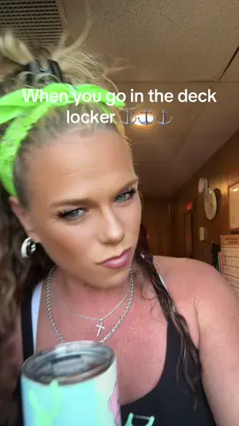 Yall need to open a window deckhands #tow #towlife #towboater #towboatcook #towboat or 