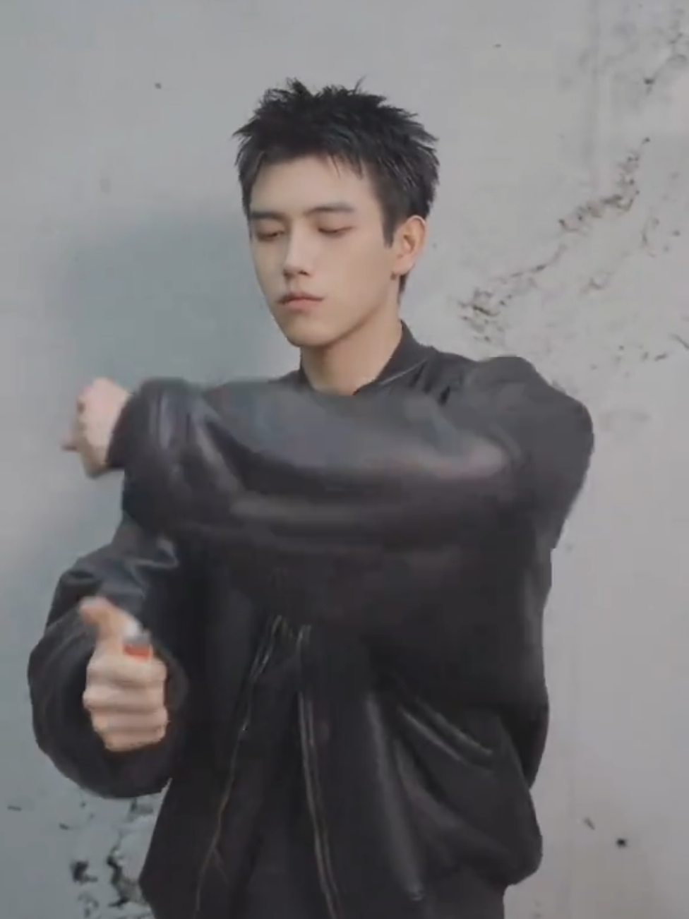 Come watch When Destiny Brings the Demon today, premiere at 12.00 on YOUKU #chenfeiyu #whendestinybringsthedemon 