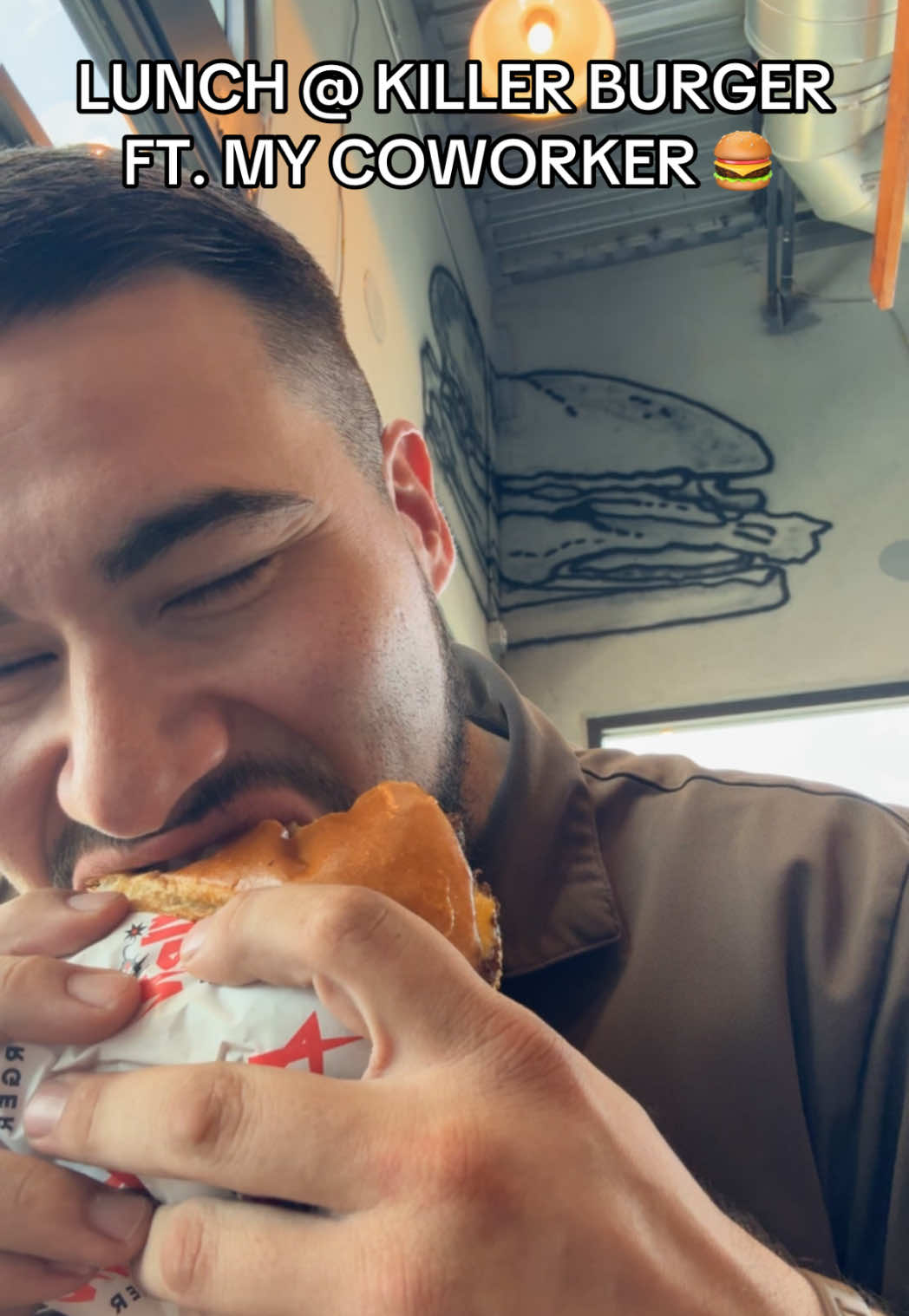 Tried out Killer Burger with my coworker! The burger’s we ate were delicious! They were filled with great flavor & super juicy. It was an amazing atmosphere all around. Must try! #ups #upsdriver #deliverydriver #sanantonio #killerburger 