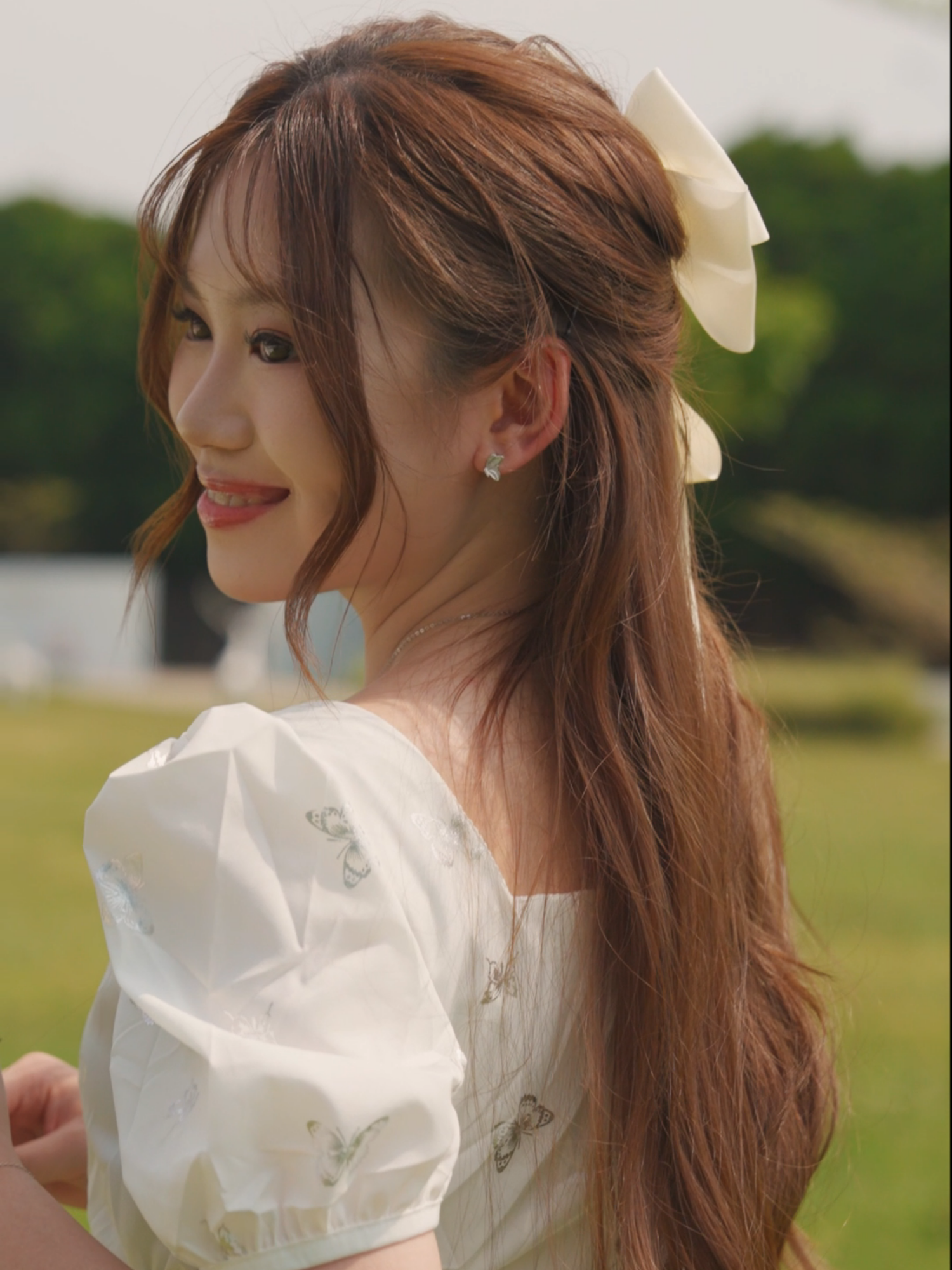Let your beauty take flight🦋 because you are precious✨ #videography #butterfly #jewelry