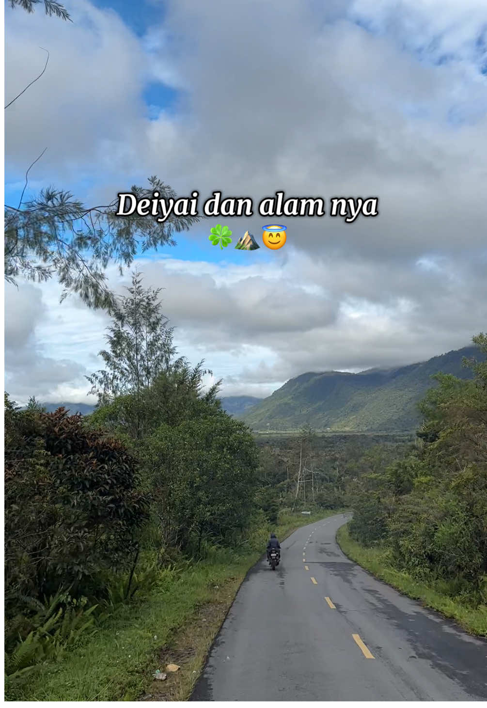 Se indah itu Papua Tengah tapi tidak dengan resiko nya🙃🥺 #view #alam #deiyai #papuatengah #waghetekotadingin #fypシ #4u 