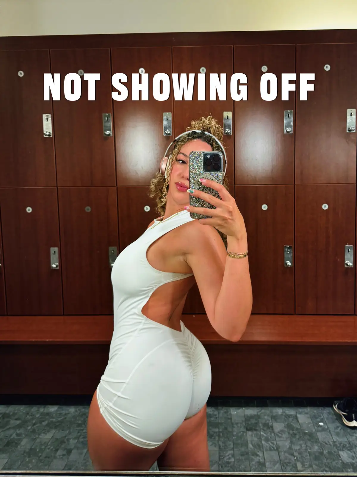 Going to the gym isn’t about showing off or proving anything to anyone else. It’s about showing up for yourself. Every time you walk in, you’re choosing growth, discipline, and self-love. #GymTok #FitnessMotivation #WorkoutRoutine #FullBodyWorkout #GymLife 