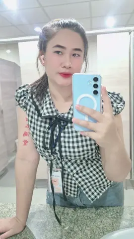 ไม่มีเหตุผลที่ต้องผอม 🤣🤣 #พนักงานออฟฟิศ  #เอสเครน🏗️🏗️ #สาวเพชรบูรณ์💕 