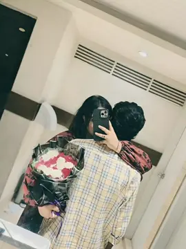 mirror picture 🥹💗 #foryou #foryoupage #fyp #fypシ #viral #viralvideo #viraltiktok #tiktokvideo #bdtiktokofficial 